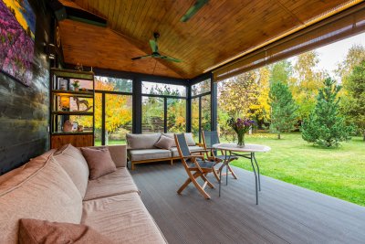 Welke kleur tuinstoelen past bij jou tuin?